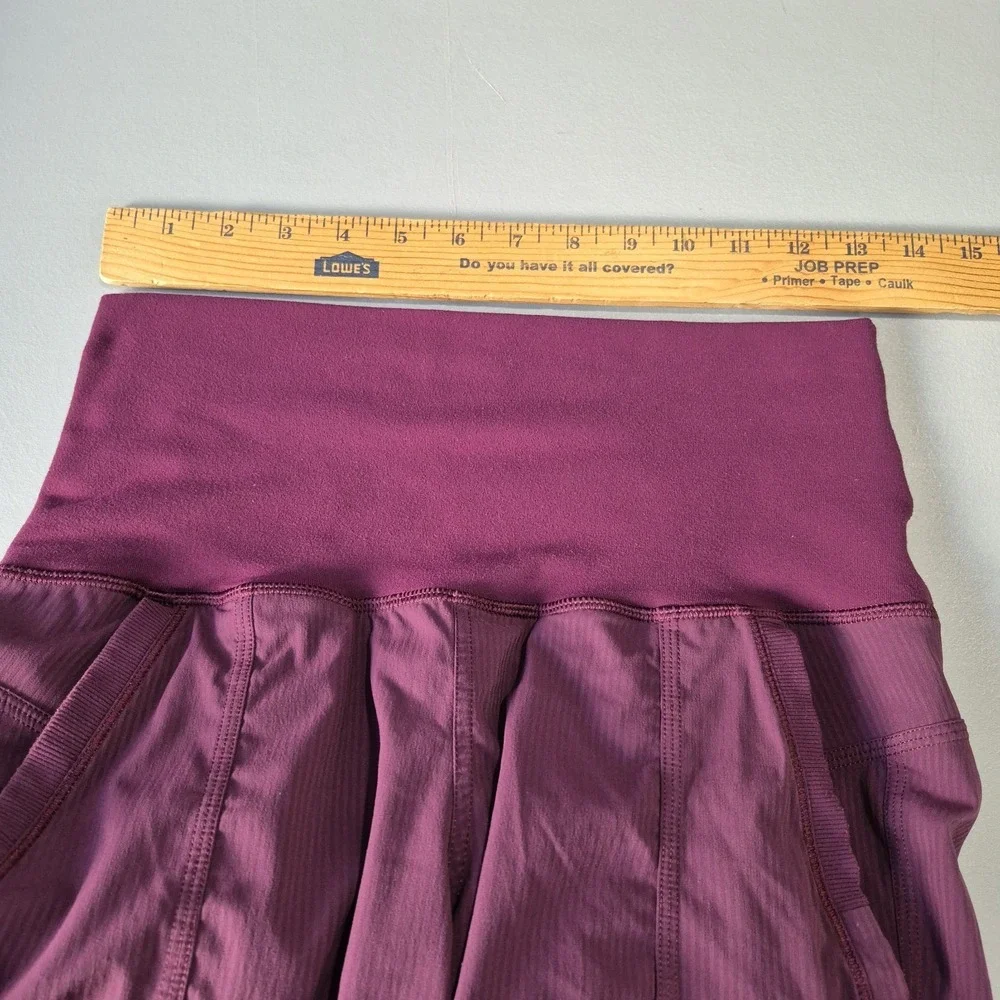Lululemon In Flux Crop Womens 6 Maroon Dance Pants Capri Soft Waistband